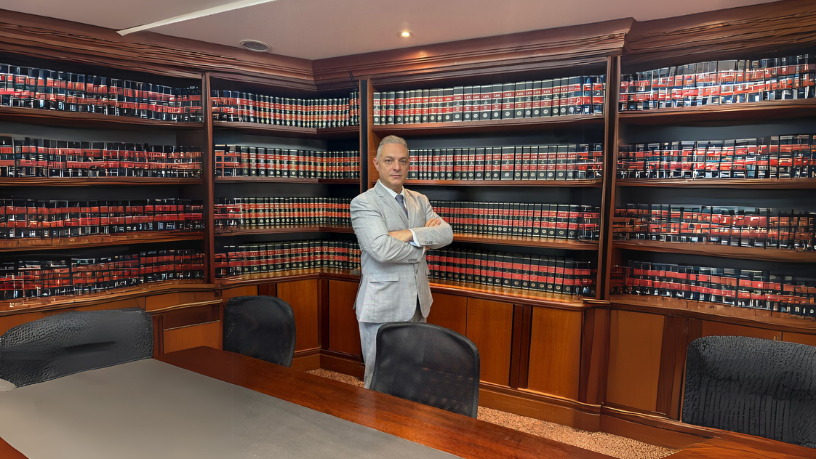 Leonardo Manzan explica como funcionam os processos administrativos da ANEEL e quais são suas implicações para as empresas do setor elétrico.