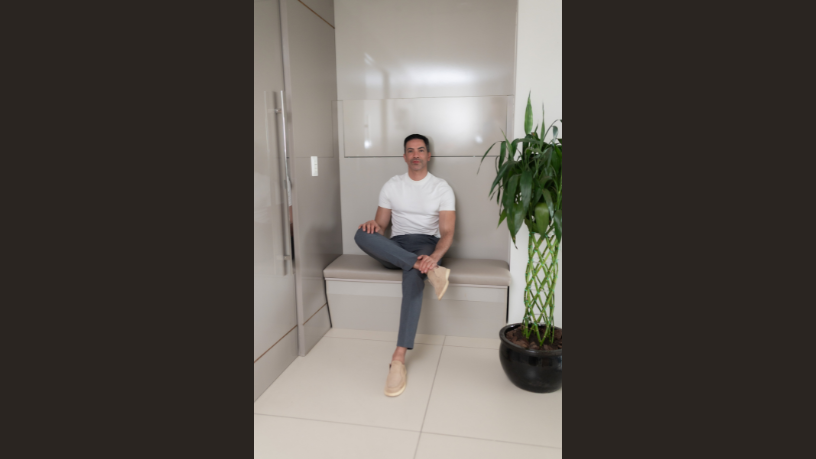 Paulo Henrique Silva Maia analisa os obstáculos ao acesso universal e propõe caminhos para uma saúde mais justa.