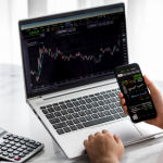 Teciomar Ábila explora como os algoritmos analisam dados para indicar o investimento ideal para cada perfil.