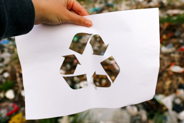 O futuro do plástico em 2026 é analisado por Elias Assum Sabbag Junior a partir das principais tendências globais que impactam inovação e sustentabilidade no setor.